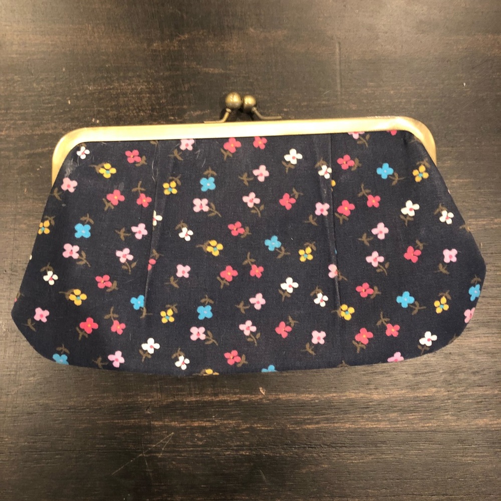 Old Navy small clutch